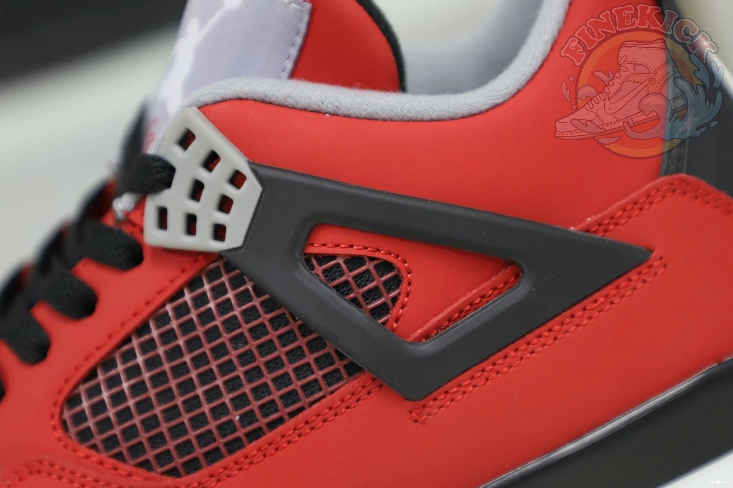 Air Jordan4 Jordan Bravo RetroToro 0117